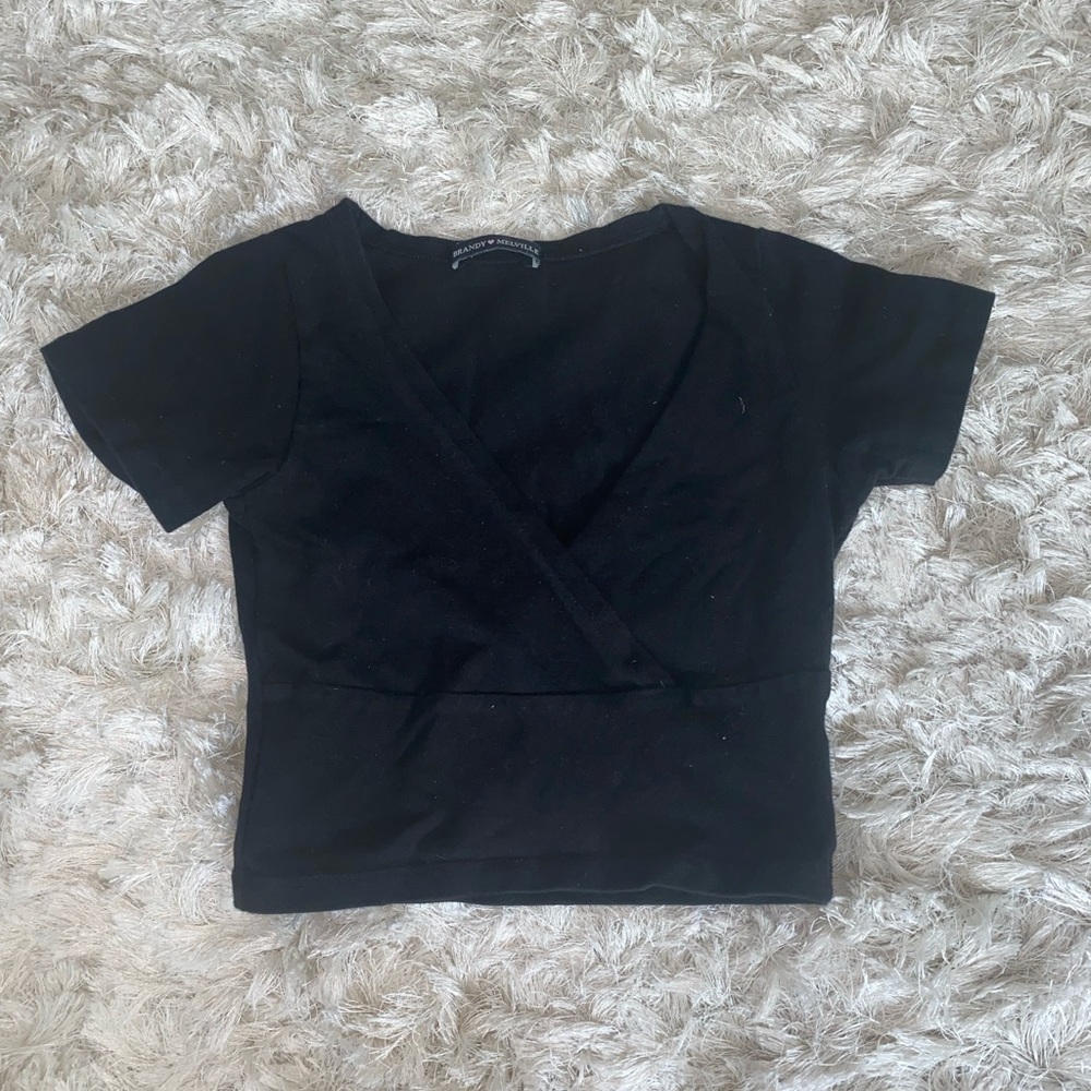 Brandy Melville Cropped V-Neck T-Shirt: Women’s